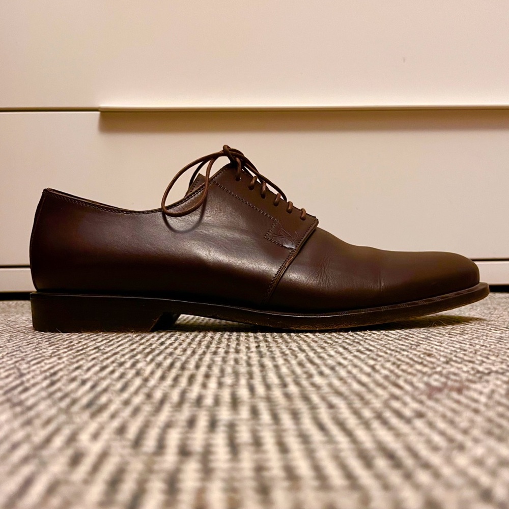 Classic Men's Brown Leather Derby Shoes